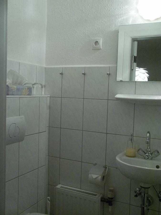 "Frosch & Fisch" Bed & Breakfast ฮิมเมลพ์ฟอร์ท ภายนอก รูปภาพ