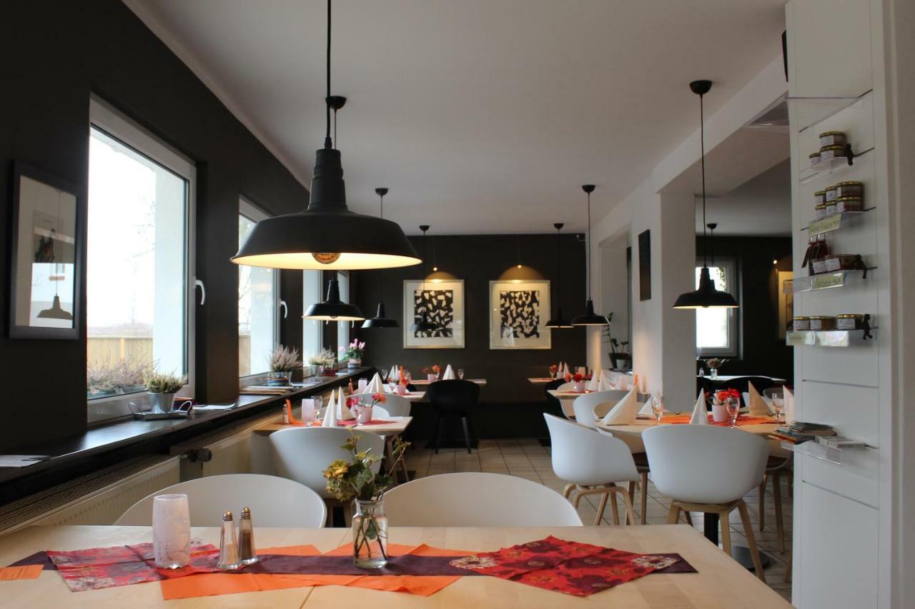 "Frosch & Fisch" Bed & Breakfast ฮิมเมลพ์ฟอร์ท ภายนอก รูปภาพ